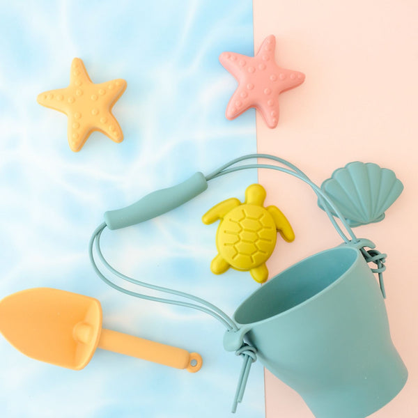 Silicone Beach Bucket Set, baby toys,  Unicorn Feed and Supply